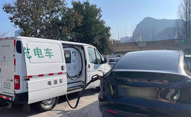 宁江区汽车搭电